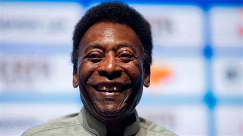 Against the backdrop of a turbulent era in brazil, this documentary captures pelé's extraordinary path from breakthrough talent to national hero. Soccer legend Pele is hospitalized after collapsing from ...