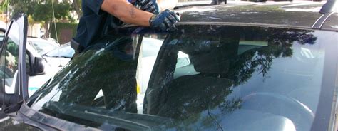 Auto glass repaired or replaced in your driveway! Discount Auto Glass Memphis Windshield Replacement