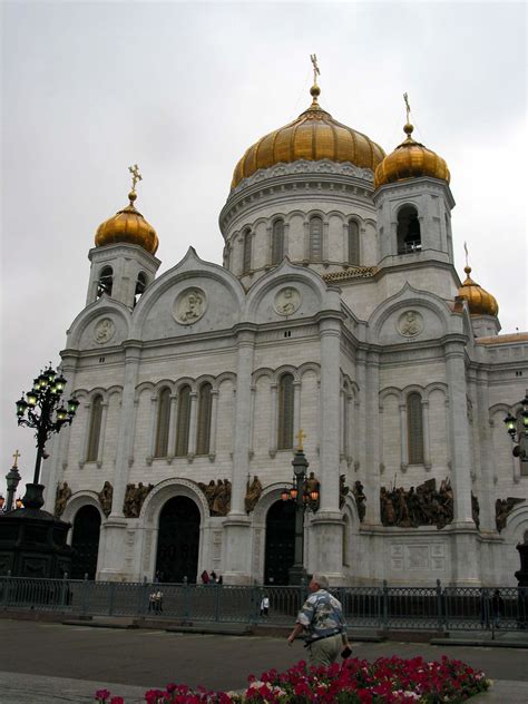 Asisbiz Moscow Kremlin Arcangel Michael Cathedral