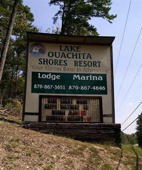 It is one of the cleanest lakes in the nation, over 30 miles long, and has a surface area of 40,000 acres. Lake Ouachita Shores Resort