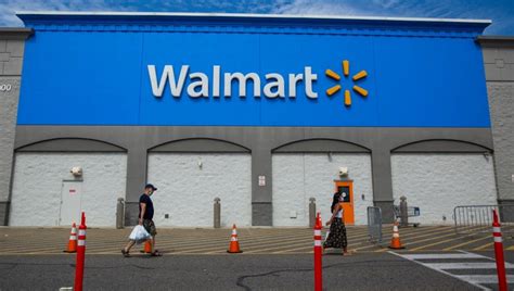 News Texas Man Says Walmart Mistook Him As Shoplifter Demands Free Stuff For Life