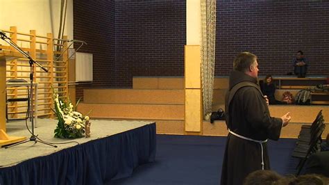 Ajánlom e gondolatokat egy barátomnak, aki sok pofont kapott mostanában, s azt hiszi, hogy összedőlt a világ. Böjte Csaba atya előadása a soproni Szent Orsolya ...