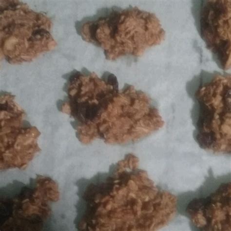 These banana oatmeal cookies are naturally sweetened and easy to prepare. Dietetic Oatmeal Cookies - Almond Flour Oatmeal Cookies ...