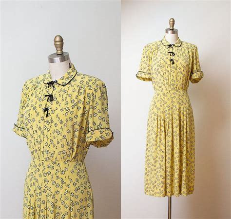 1940s Silk Dress 40s Yellow Leaf Print Pleated Dress Etsy Silk