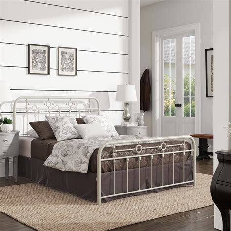 Home creek nottingham metal spindle bed. Weston Home Reeve Metal Spindle Platform Queen Bed, White ...
