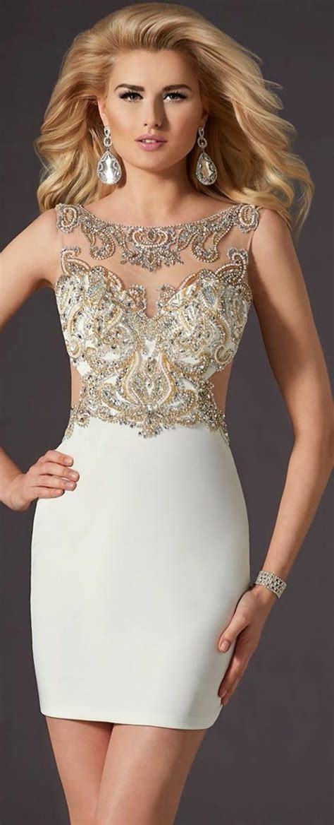 Bon à savoir sur la boutique jane norman. Beaucoup de photos de la robe de soirée courte tendance 2015