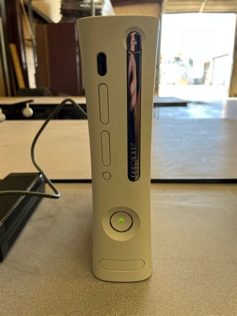 Xbox 360 Kinect White 4gb For Sale