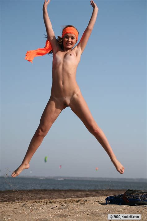 Naked Girl Leaping Sunset Stock Illustration Illustration Of Woman My