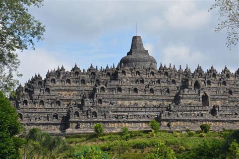 Home Borobudur Tour And Travel