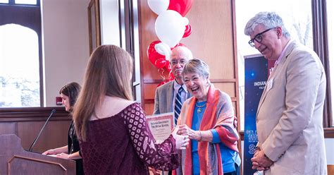 Indiana university bloomington is full of people who will help you succeed, including your academic advisor, career advisor, and professors. Application: Scholarship Applications: Scholarships ...