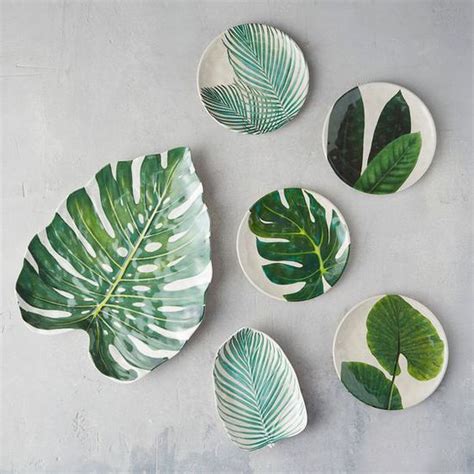 Tropical Plant Prints To Brighten Up Your Registry