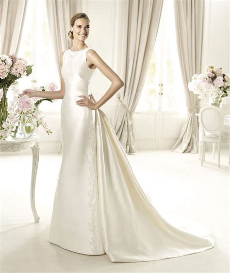 Maybe you would like to learn more about one of these? Pronovias presents the Ubarri bridal dress, Costura 2013 ...