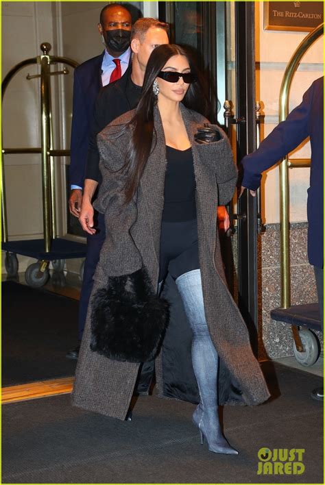 Kim Kardashian Rocks Thigh High Jean Boots For Night Out In Nyc Photo 4654199 Kim Kardashian