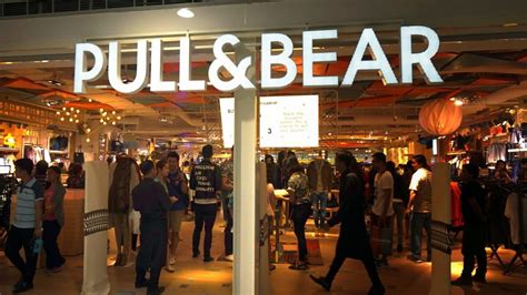 Find new and preloved pull&bear items at up to 70% off retail prices. Inditex sigue con expansión 'a lo grande': abre la tienda ...