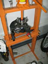 Wheel Bearing Press Photos