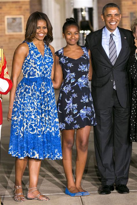 The family of barack obama, the 44th president of the united states, his wife michelle obama and daughters malia obama and sasha obama. Sasha Obama Grown-Up Style | Glamour