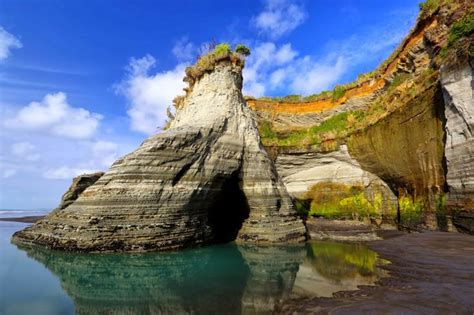 Spain, london, italy, england, france, new york, croatia new plymouth new zealand points of interest - Google ...