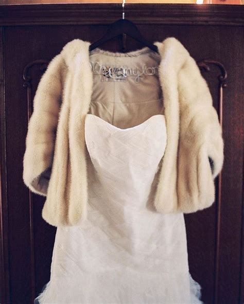 The Perfect Touch For A Winter Wedding Fur Shaw For Your Wedding Day