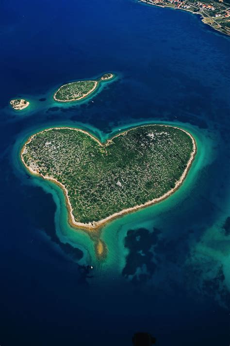 10 beautiful islands in croatia you must visit hand luggage only travel food and photography blog