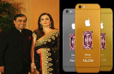 Nita Ambani Uses Iphone Falcon Most Costlies Mobile Of The World नीता