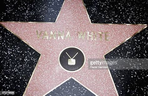 Vanna White Receives A Star On The Walk Of Fame Photos And Premium High Res Pictures Getty Images