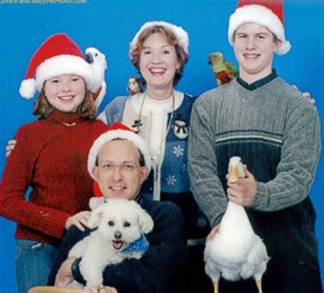 We did not find results for: 27 Funny & Awkward Family Christmas Photos | Team Jimmy Joe