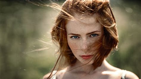 Download 3840x2160 Redhead Model Blue Eyes Face Portrait Freckle