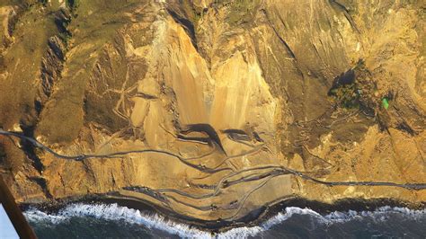 Part of highway 1 about 15 miles south of big sur remains closed after a landslide thrust the road into the pacific ocean near rat creek, calif., on friday, jan. Big Sur back in business after landslide-choked roads ...