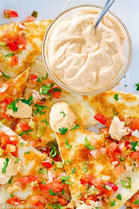 We show you all the vegan options olive garden offers and modifications you can make to other menu items. Taco Bell Quesadilla Sauce | CopyKat Recipes
