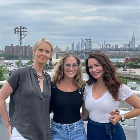 Sex And The Citys Sarah Jessica Parker Reunites With Cynthia Nixon And Kristin Davis In New