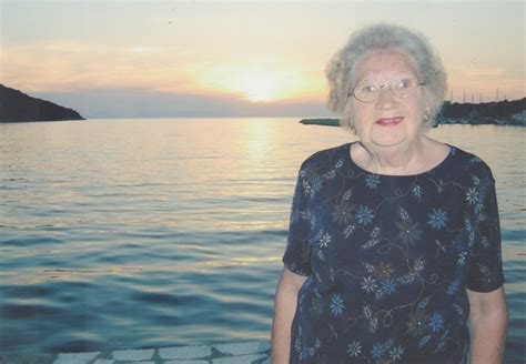Rochdale News Notices Obituary Margaret Hodgson Holt Rochdale Online