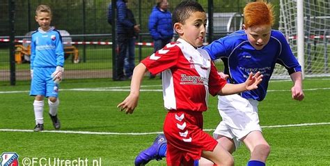 Fc utrecht have good players in their ranks and will hope to. Uitslagen FC Utrecht Academie 16 april 2016