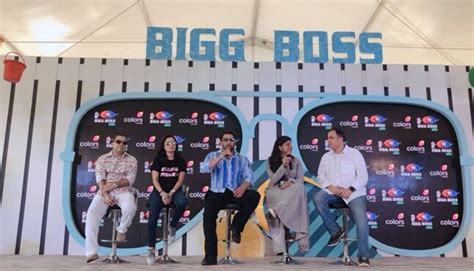 Bigg Boss 12 Goa Launch Highlights Bharti Haarsh Confirmed As Contestants Salman Entertains