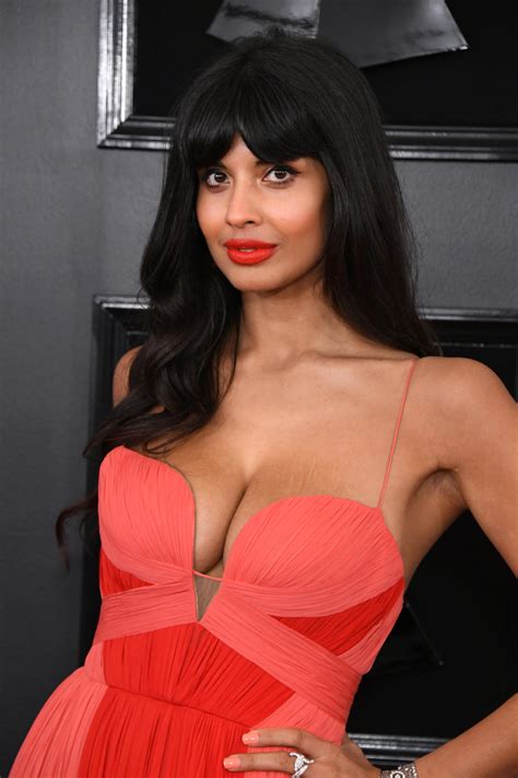 jameela jamil has nearly 200k people backing her crusade against celebrity sponsored diet products