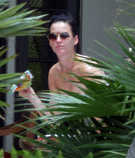 Katy Perry Bikini Pool Candids In Miami Pics Xhamster My XXX Hot Girl