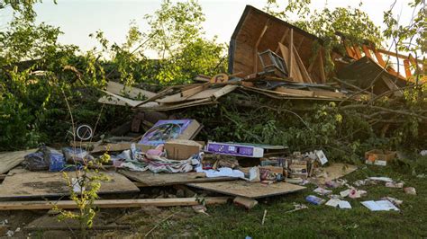 At Least 2 People Killed And Hundreds Of Thousands Without Power After Tornado Spawning Storms