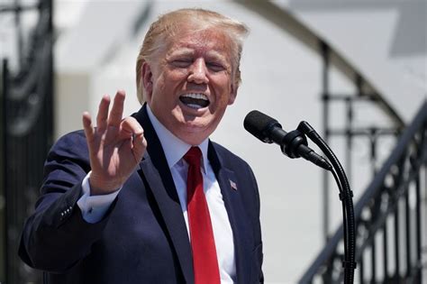 Fact Check Trump Falsely Accuses Ilhan Omar Of Praising Al Qaeda Cnn