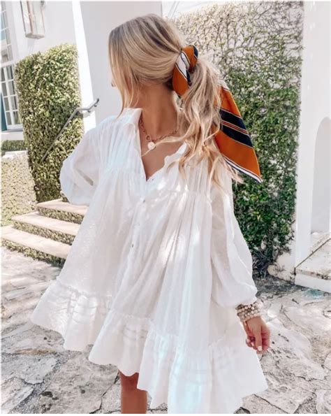 Flowy White Dresses Perfect For Vacation And Summer Style With Hair