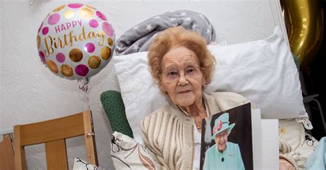 Great Gran Celebrates 100th Birthday In Home Shes Lived In Her Whole