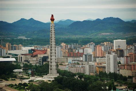 Pyongyang 평양 North Korea Juche Tower Juche Tower Se Flickr