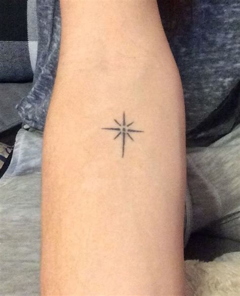 Shooting star tattoos can be done either on your arm or on your back, it will surely make for an amazing tattoo. Small star tattoos, Shooting star tattoo, North star tattoos