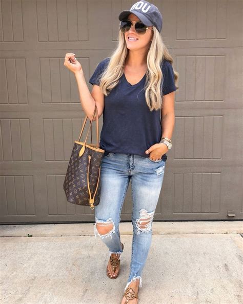 Trendy Summer Outfits Ideas For Moms To Try Now Summer Outfits For Moms Trendy Summer