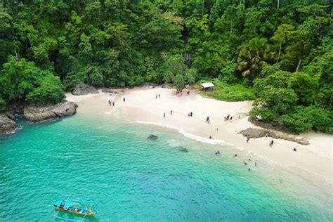 Pesona Teluk Ijo Banyuwangi Surga Di Balik Meru Betiri