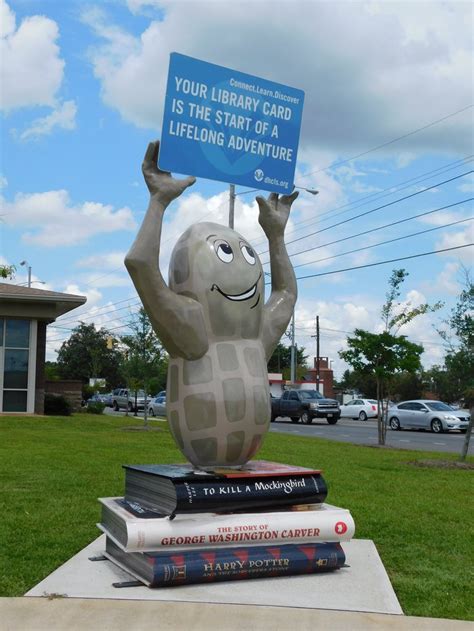 Peanuts On Parade A Quirky Alabama Attraction In Dothan