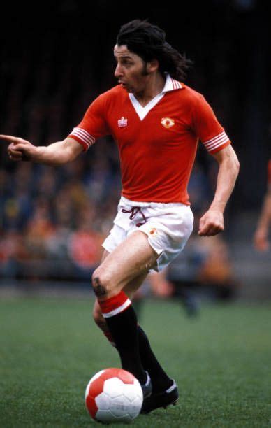 Mickey Thomas Manchester United 1979 🏴󠁧󠁢󠁷󠁬󠁳󠁿 In 2020 With Images