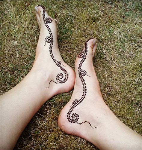Simple Henna Tattoo Designs For Feet