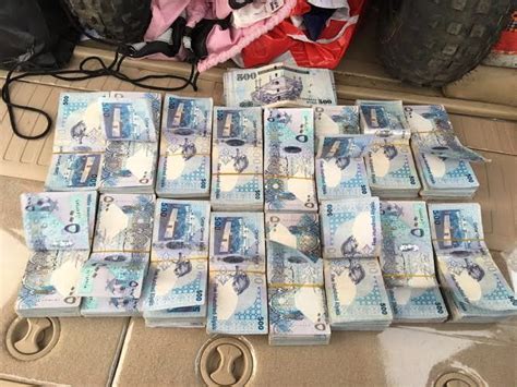 أمير قطر يكتب تغريدة بعد فوز فارس إبراهيم بأول ميدالية ذهبية أولمبية في تاريخ قطر. ضبط سعودي بحوزته 130 ألف ريال قطري وسعودي مجهولة | صحيفة ...