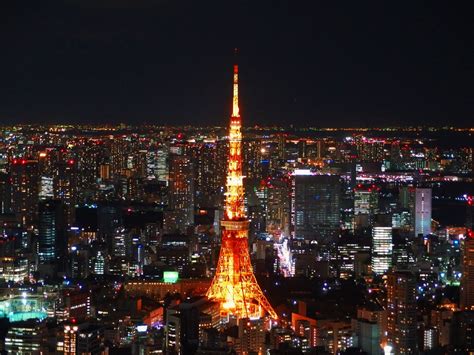 Einige beliebte sehenswürdigkeiten in tokio geben einblicke in das regionale kulturerbe: 7 Best Spots in Tokyo to Visit at Night 2019 - Japan ...
