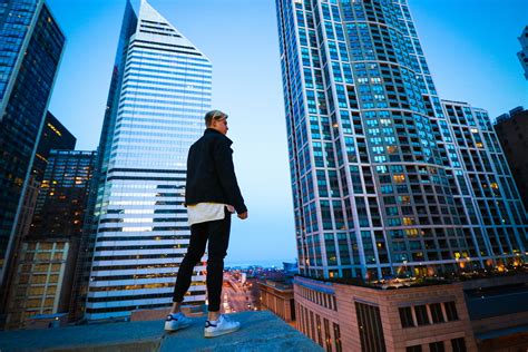 Shoot Photo Downtown Chicago Illinois Roof Top