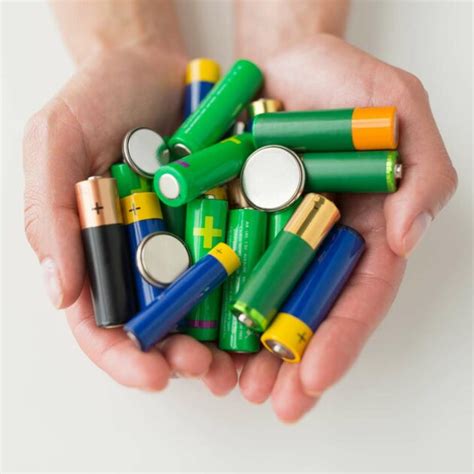 Qui Recycle Vos Piles Et Batteries Usagées Batribox